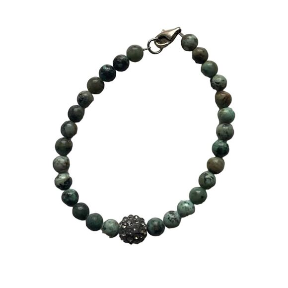 Green Beads Handmade Bracelet - Picture 1 of 3